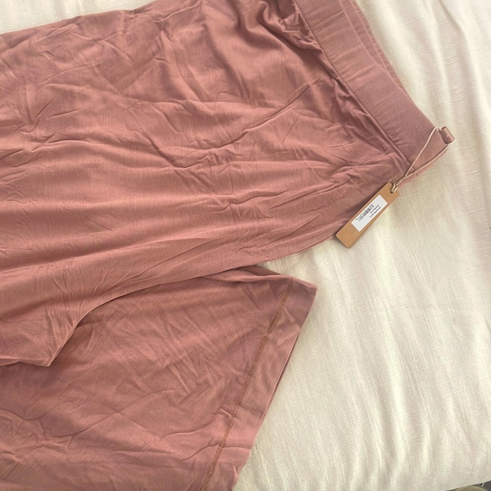 Skims Pj pants in Sienna